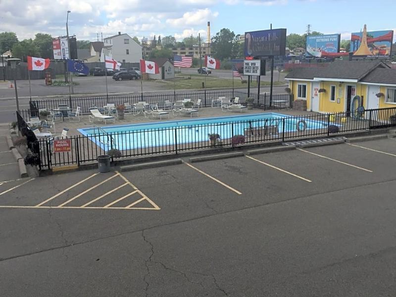 Niagara Falls Courtside Inn ภายนอก รูปภาพ